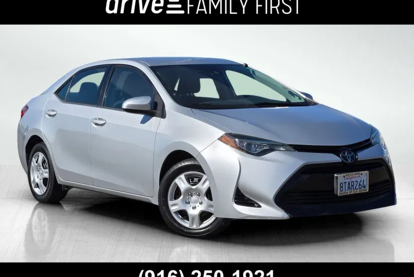 2018 Toyota Corolla L photo 1