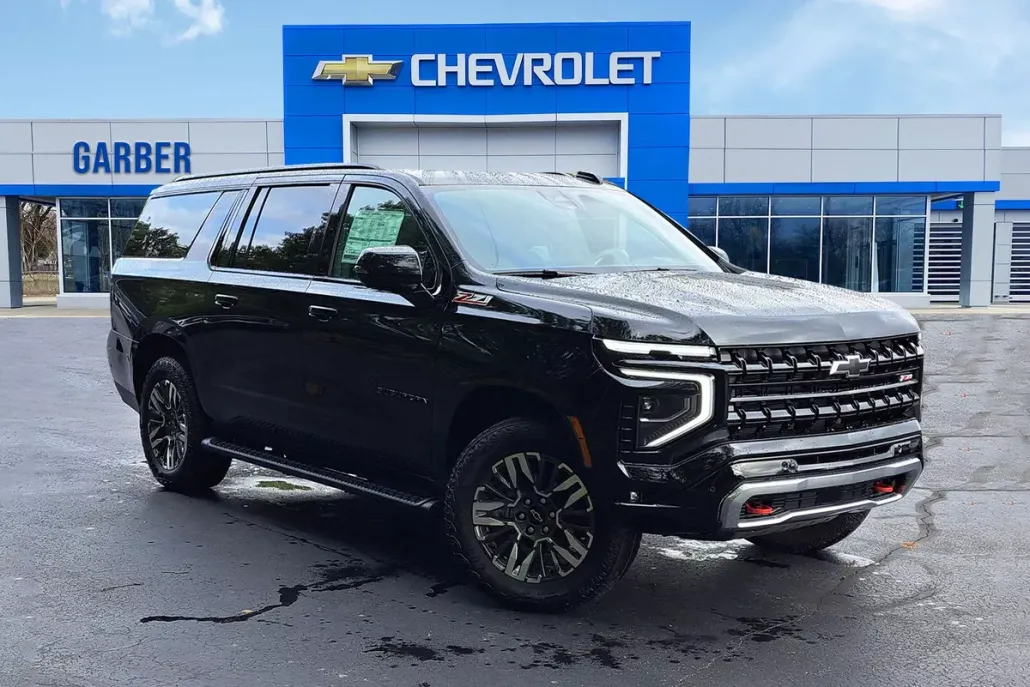 2026 Chevrolet Suburban Z71 photo 1