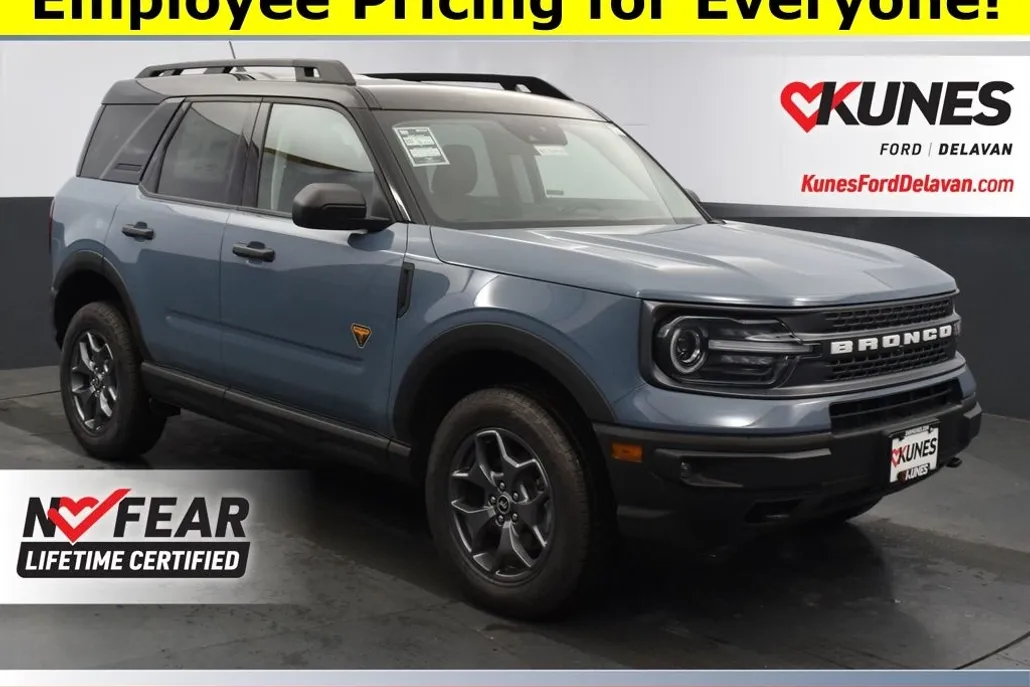 2024 Ford Bronco Sport Badlands photo 1