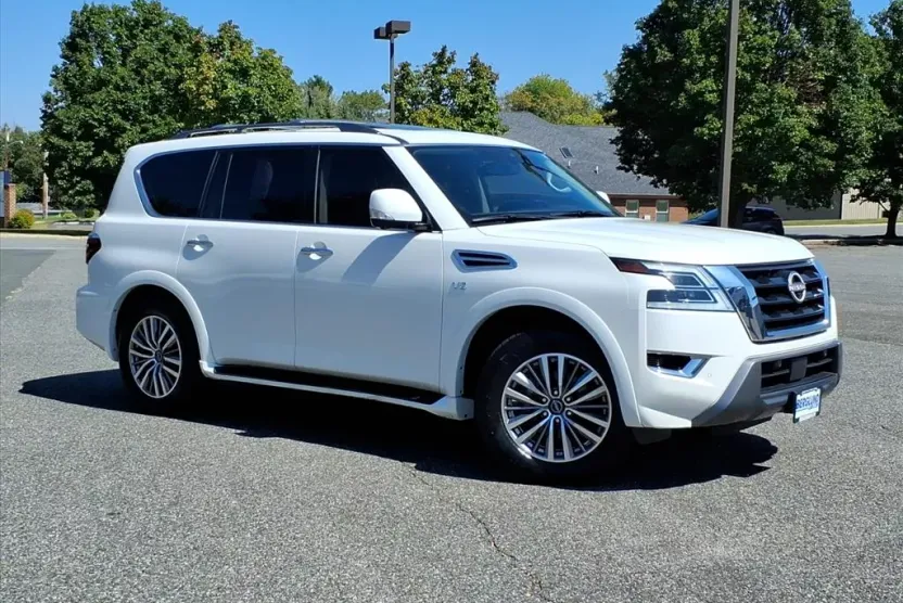2021 Nissan Armada SL photo 1