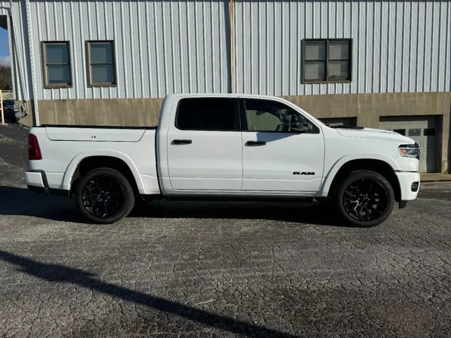 2025 Ram 1500 Limited photo 1
