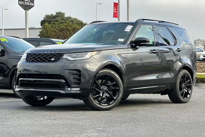 2025 Land Rover Discovery SE photo 1