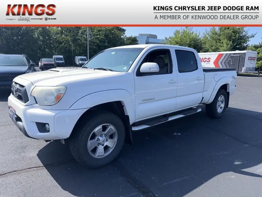 2013 Toyota Tacoma 4x4 V6 Double Cab photo 1