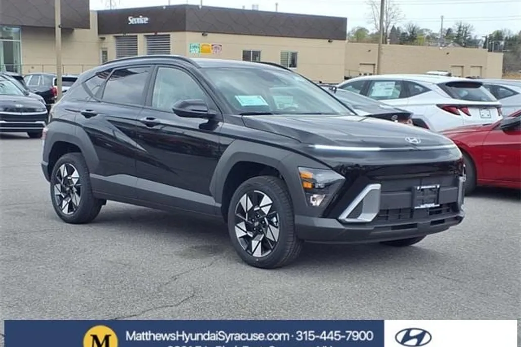 2025 Hyundai Kona SEL photo 1