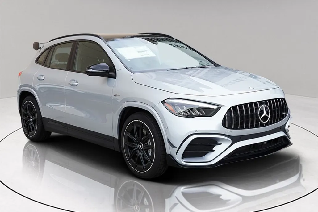 2024 Mercedes Benz GLA AMG 35 4MATIC photo 1