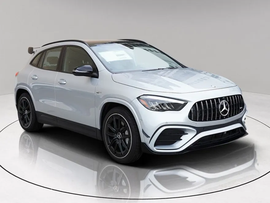 2024 Mercedes Benz GLA AMG 35 4MATIC photo 1