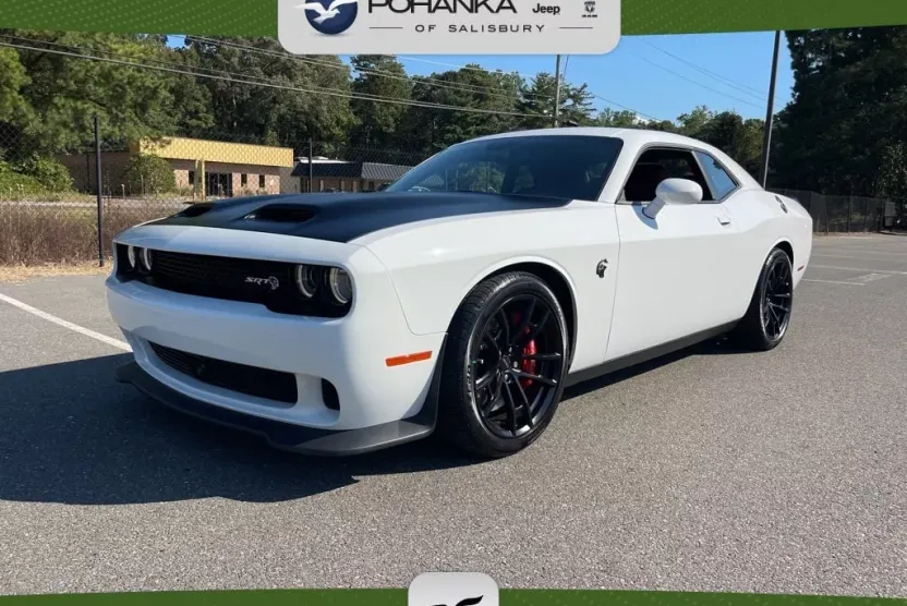 2023 Dodge Challenger SRT8 Hellcat photo 1