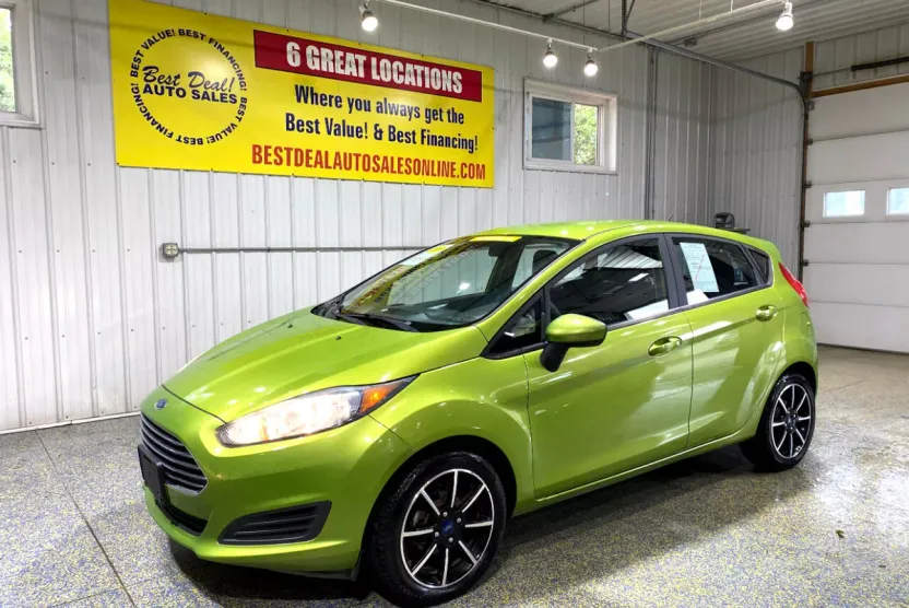 2018 Ford Fiesta SE photo 1