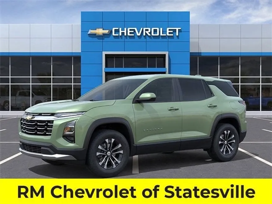 2026 Chevrolet Equinox LT photo 1