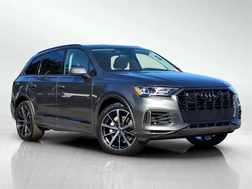 2022 Audi Q7 55 Premium Plus photo 1