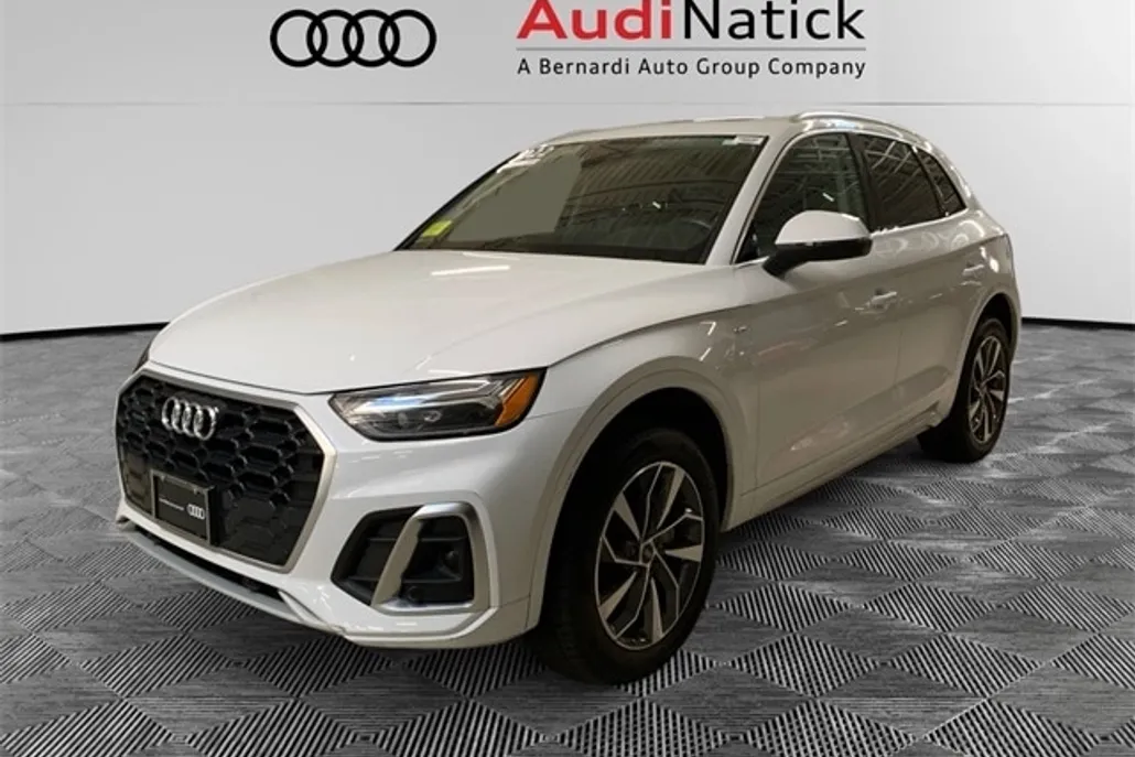 2022 Audi Q5 45 S line Premium photo 1