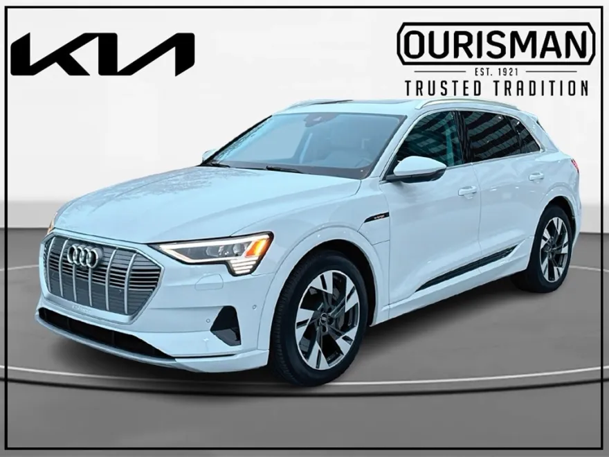 2023 Audi e-tron Premium Plus photo 1