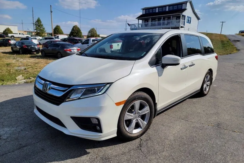2019 Honda Odyssey EX-L photo 1