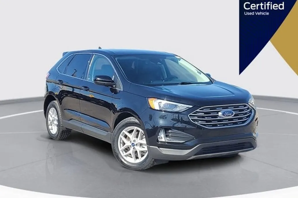 2022 Ford Edge SEL photo 1