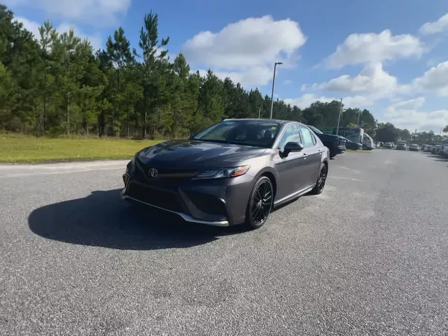 2023 Toyota Camry XSE photo 1