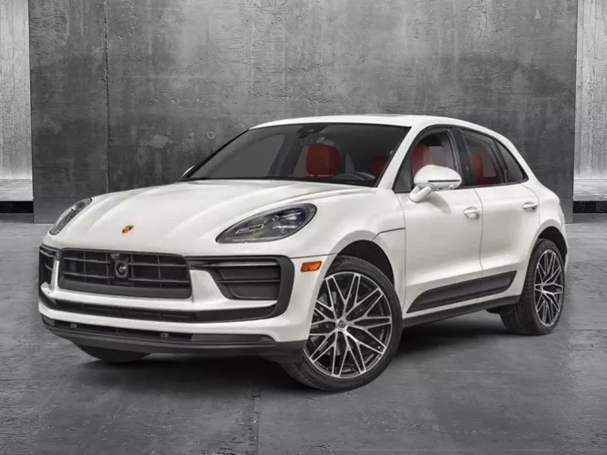 2025 Porsche Macan T photo 1
