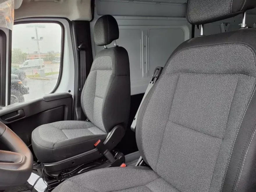 2025 Ram ProMaster 2500 photo 1