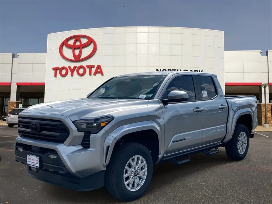 2025 Toyota Tacoma SR5 photo 1