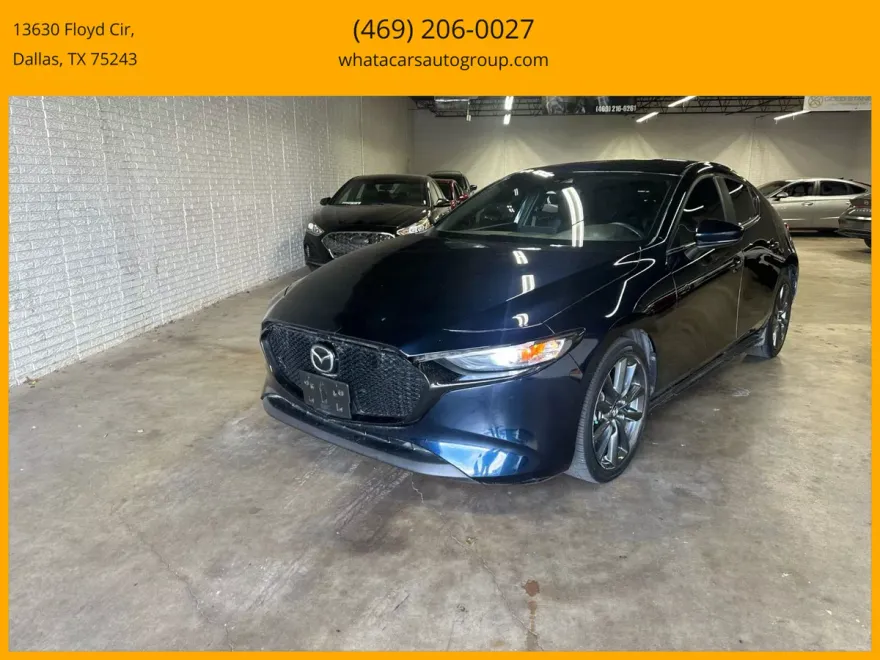2022 Mazda Mazda3 Select Hatchback photo 1