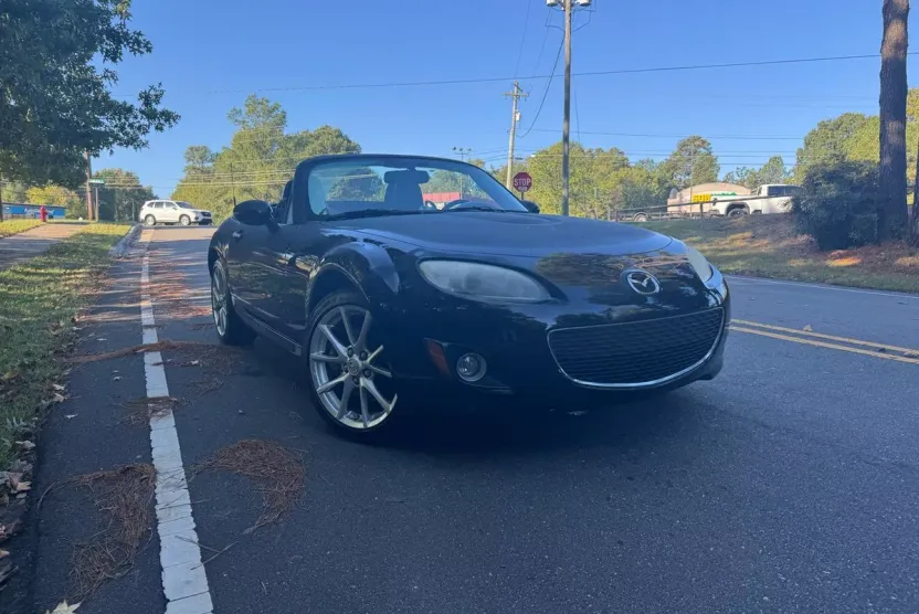 2012 Mazda MX-5 Miata Miata Grand Touring photo 1