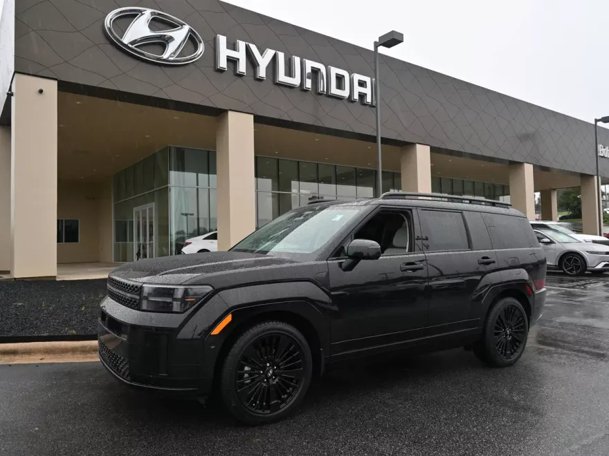 2025 Hyundai Santa Fe Calligraphy photo 1