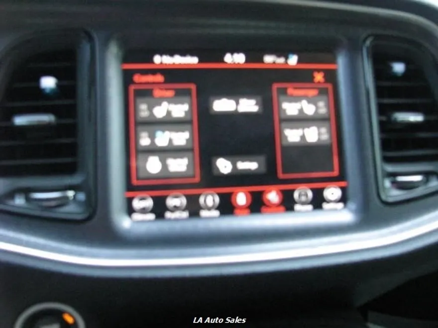 2018 Dodge Challenger GT photo 17