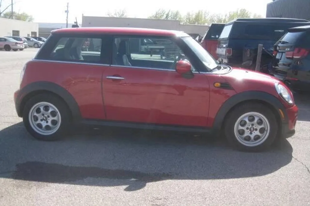 2012 Mini Cooper Hardtop Base 2 Door photo 1