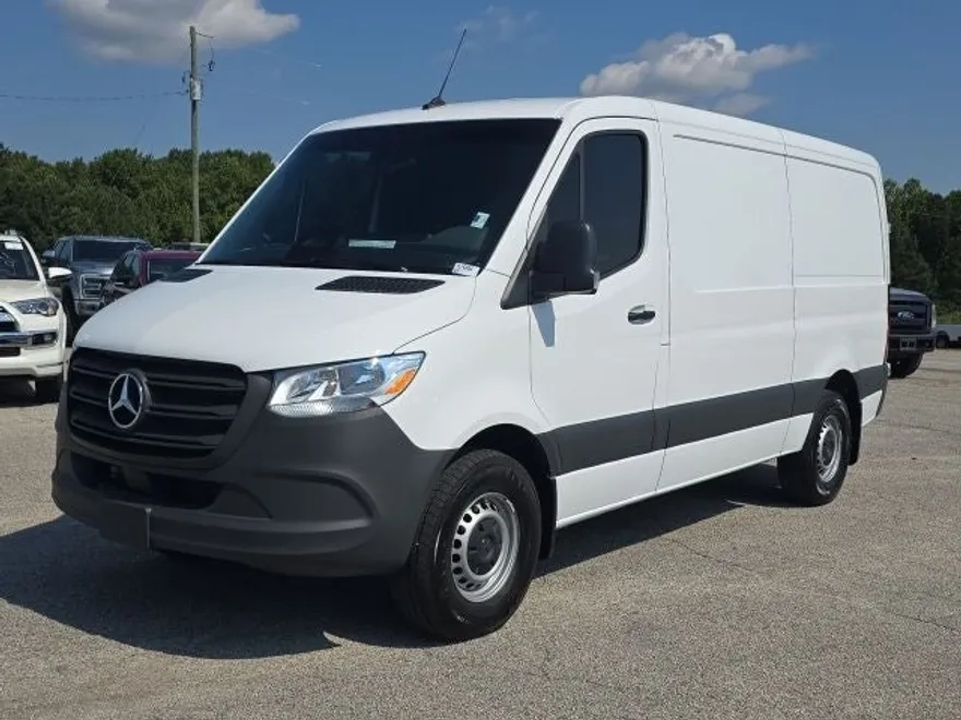 2025 Mercedes Benz Sprinter 2500 144 WB photo 1