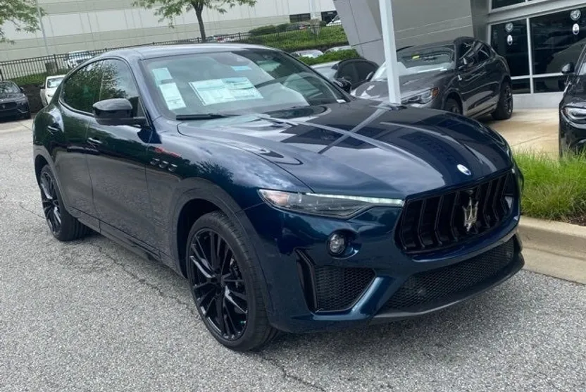 2024 Maserati Levante Trofeo photo 1