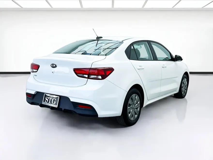2020 Kia Rio LX S photo 1
