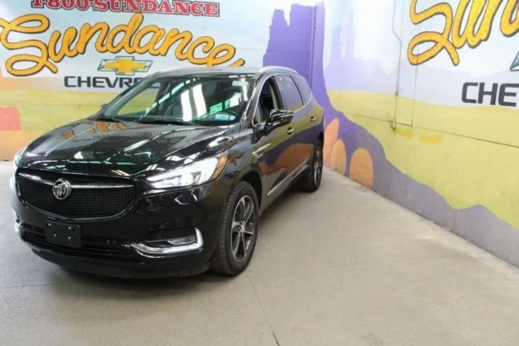 2021 Buick Enclave Essence photo 1