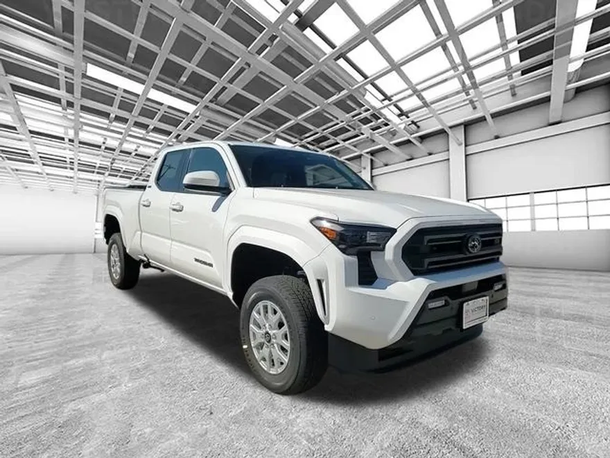2025 Toyota Tacoma SR5 Double Cab photo 1