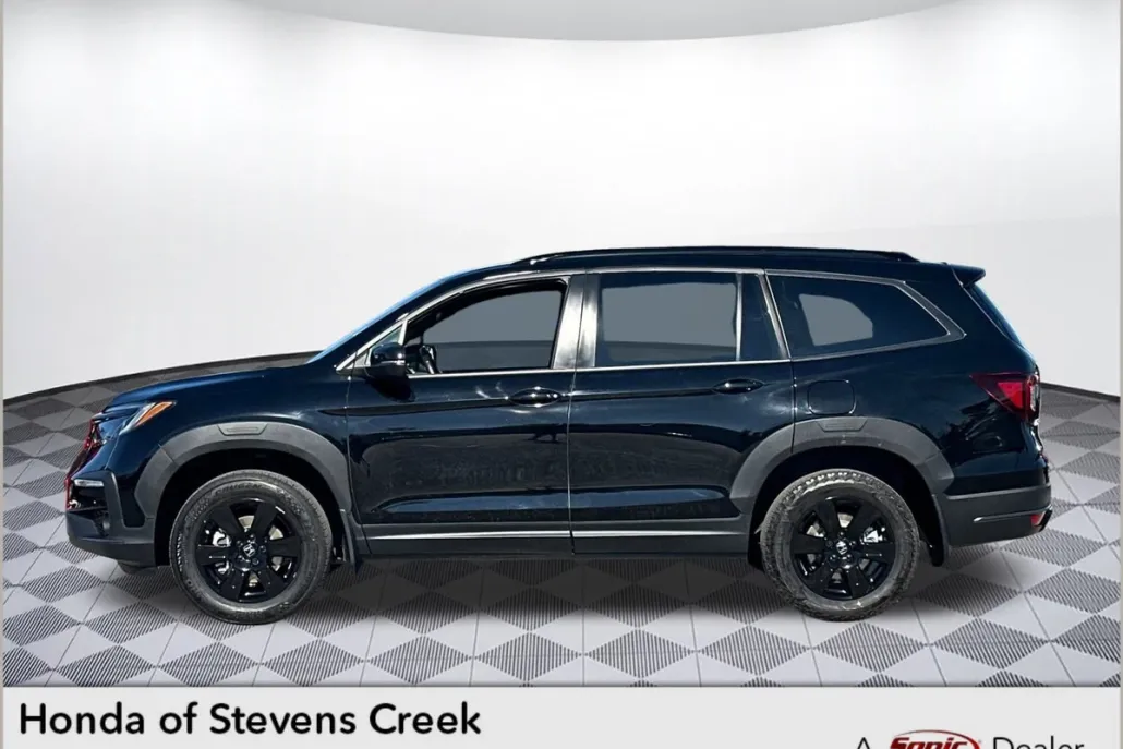 2022 Honda Pilot TrailSport photo 1