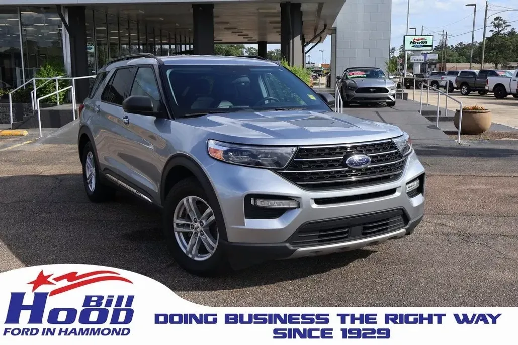 2023 Ford Explorer Limited photo 1