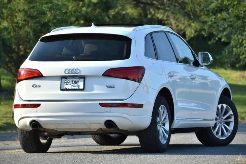 2015 Audi Q5 2.0T Prestige Hybrid TDI Premium Plus photo 1