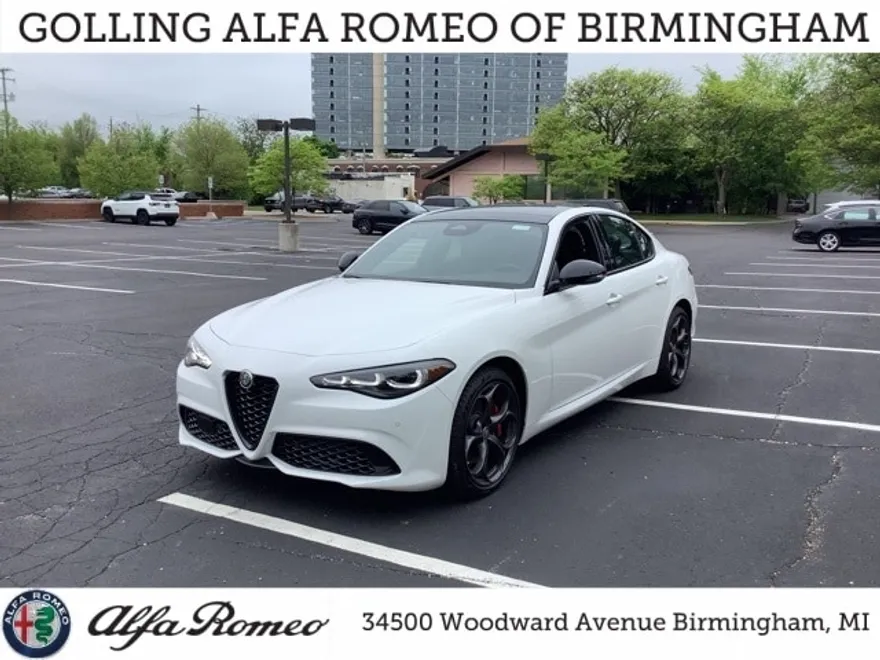 2025 Alfa Romeo Giulia SPRINT photo 1