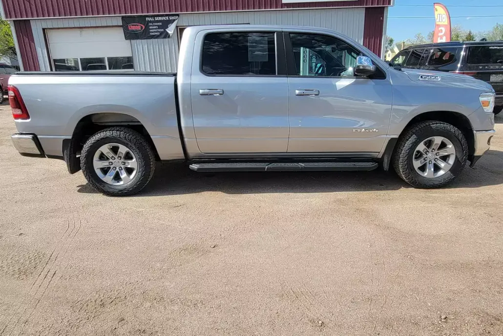 2023 Ram 1500 Laramie photo 1