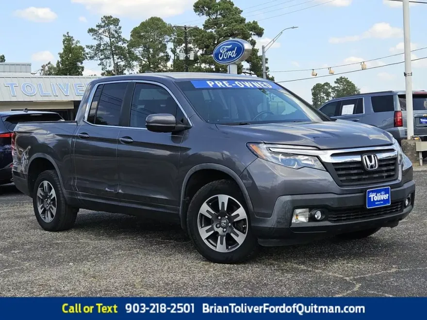 2017 Honda Ridgeline RTL photo 1