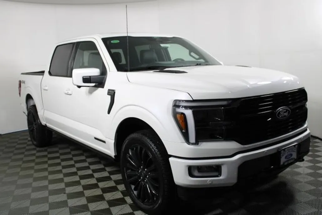 2025 Ford F-150 Platinum photo 1