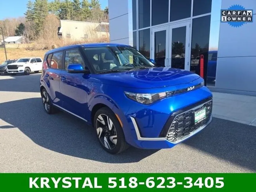 2023 Kia Soul GT-Line photo 1