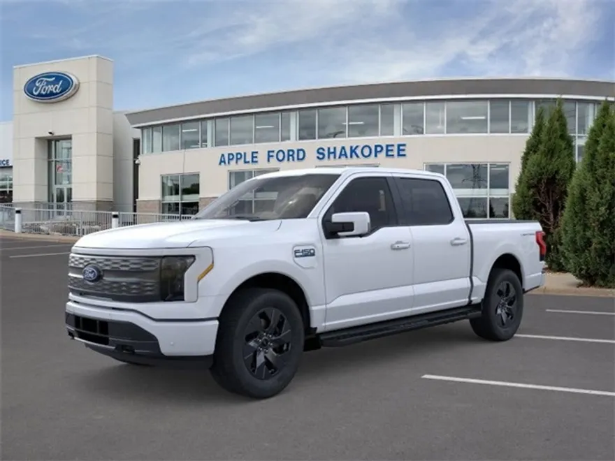 2025 Ford F-150 Lightning Lariat photo 1