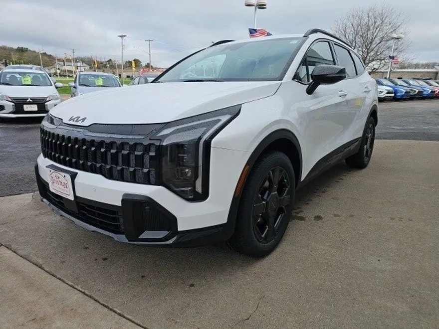 2026 Kia Sportage X-Line photo 1