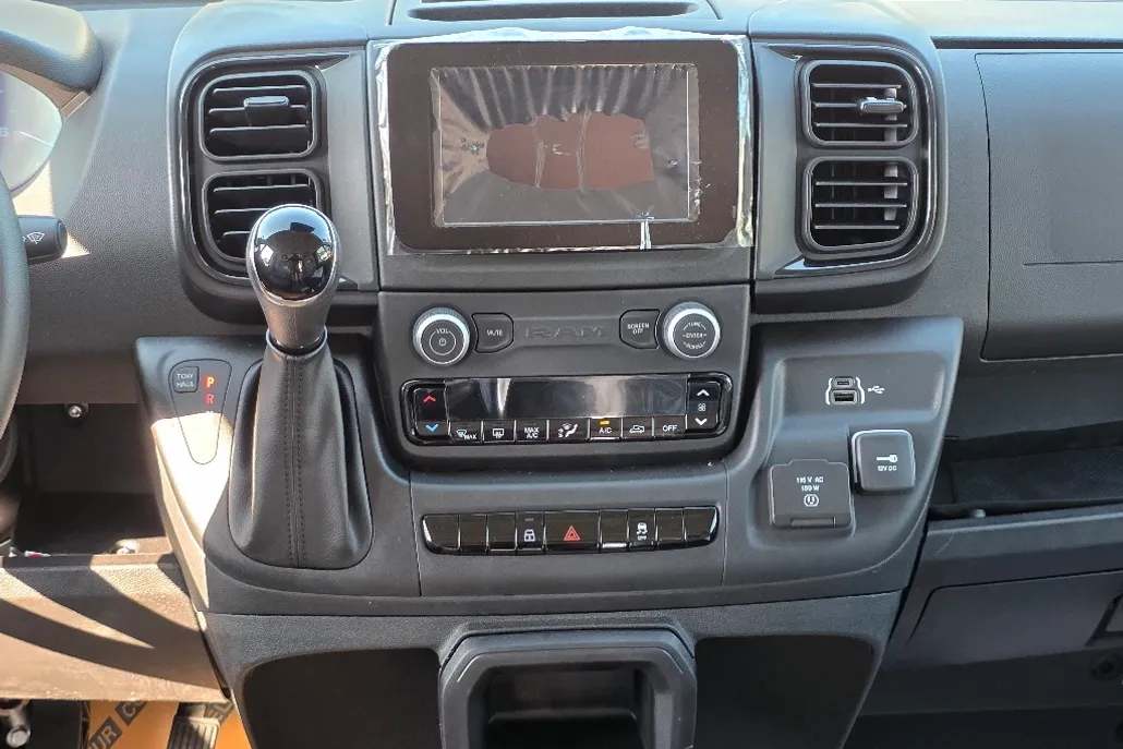 2025 Toyota RAV4 LE photo 1
