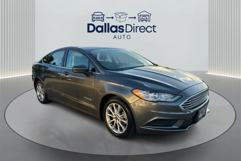 2017 Ford Fusion Hybrid S photo 1