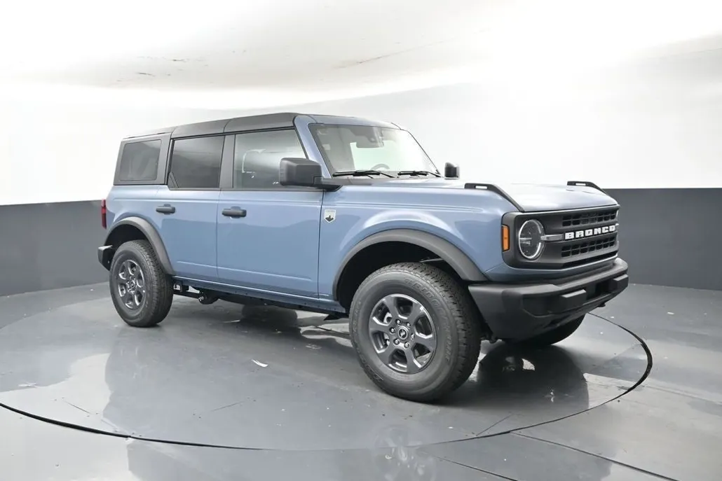 2025 Ford Bronco Big Bend photo 1