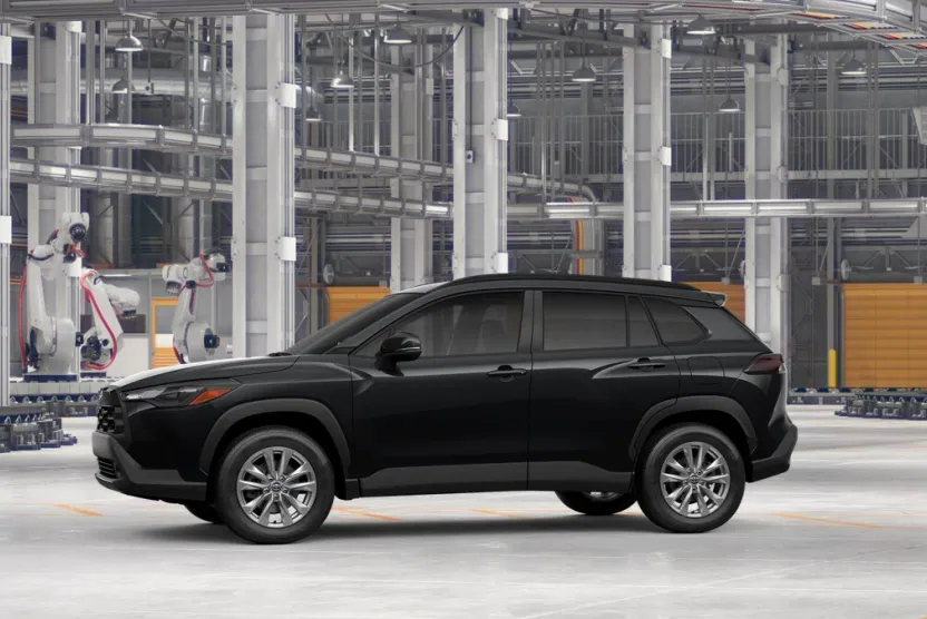 2026 Toyota Corolla Cross LE photo 1
