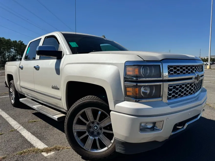 2014 Chevrolet Silverado 1500 High Country photo 1