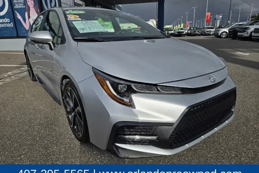 2021 Toyota Corolla SE photo 1