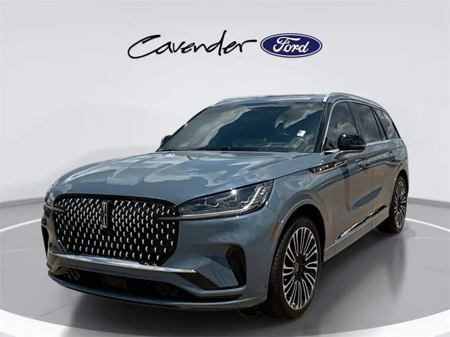 2025 Lincoln Aviator Black Label photo 1