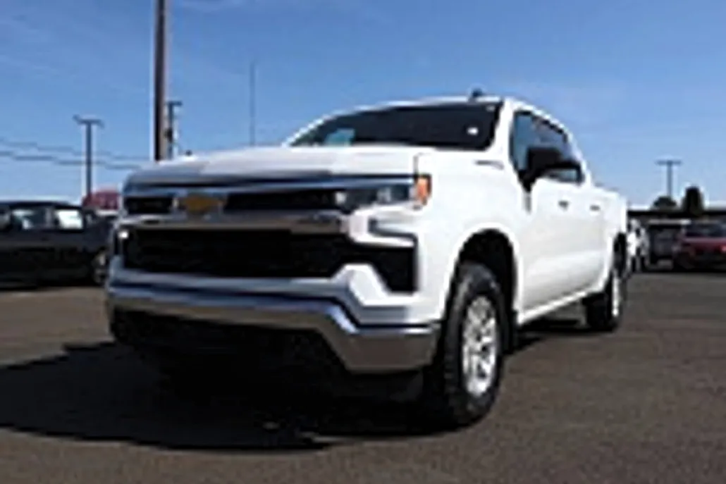 2024 Chevrolet Silverado 1500 LT photo 1